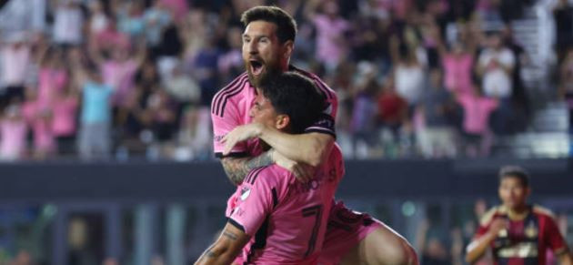 Messi ghi bàn đầu tiên tại Playoff, giúp Miami thắp lại hy vọng