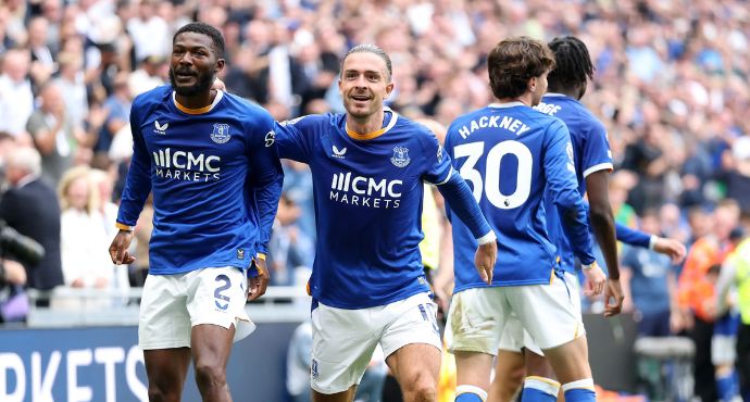 Late Drama at the Death as Maitland-Niles Rescues 2-2 Draw for Everton Against Manchester United