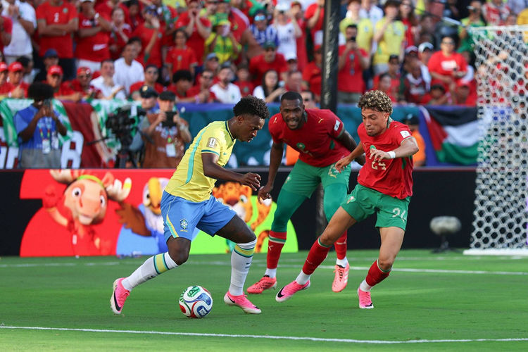 Romário: Vinícius là cầu thủ hay nhất của Brazil – Raphinha chơi dưới kỳ vọng