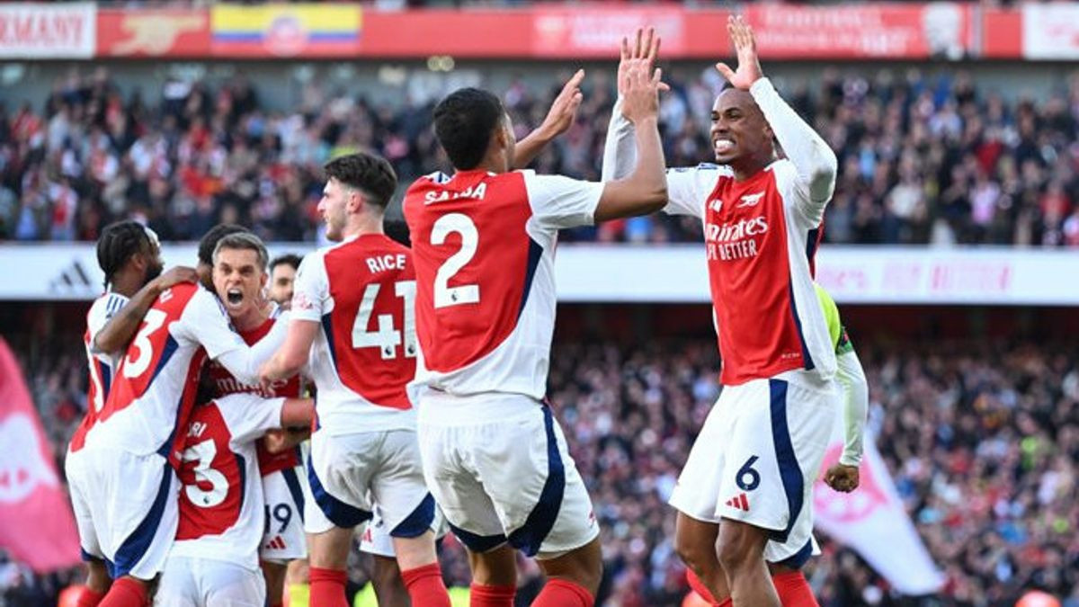 Paris Saint-Germain đã đối đầu với nhiều đội bóng Ngoại hạng Anh ở mùa giải này