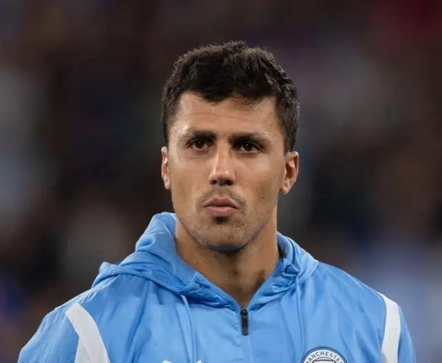 Manchester City giành chiến thắng trên sân khách lần đầu tiên trong tình huống không có Rodri kể từ tháng 2 năm 2022