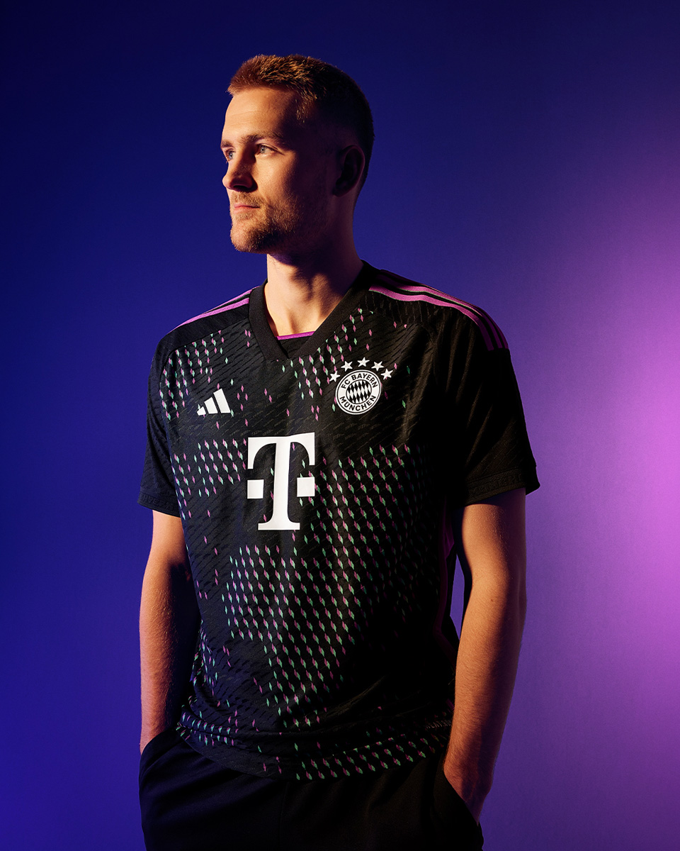 Áo Đấu Sân khách Của Bayern Munich 2023-24