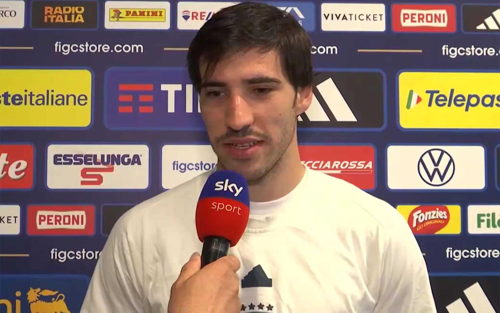 Tonali: Ý không thể bỏ lỡ World Cup một lần nữa; trở lại Serie A? Tôi rất hạnh phúc ở Premier League