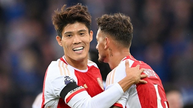 Arsenal hy sinh Takehiro Tomiyasu để có 'sát thủ' thượng hạng