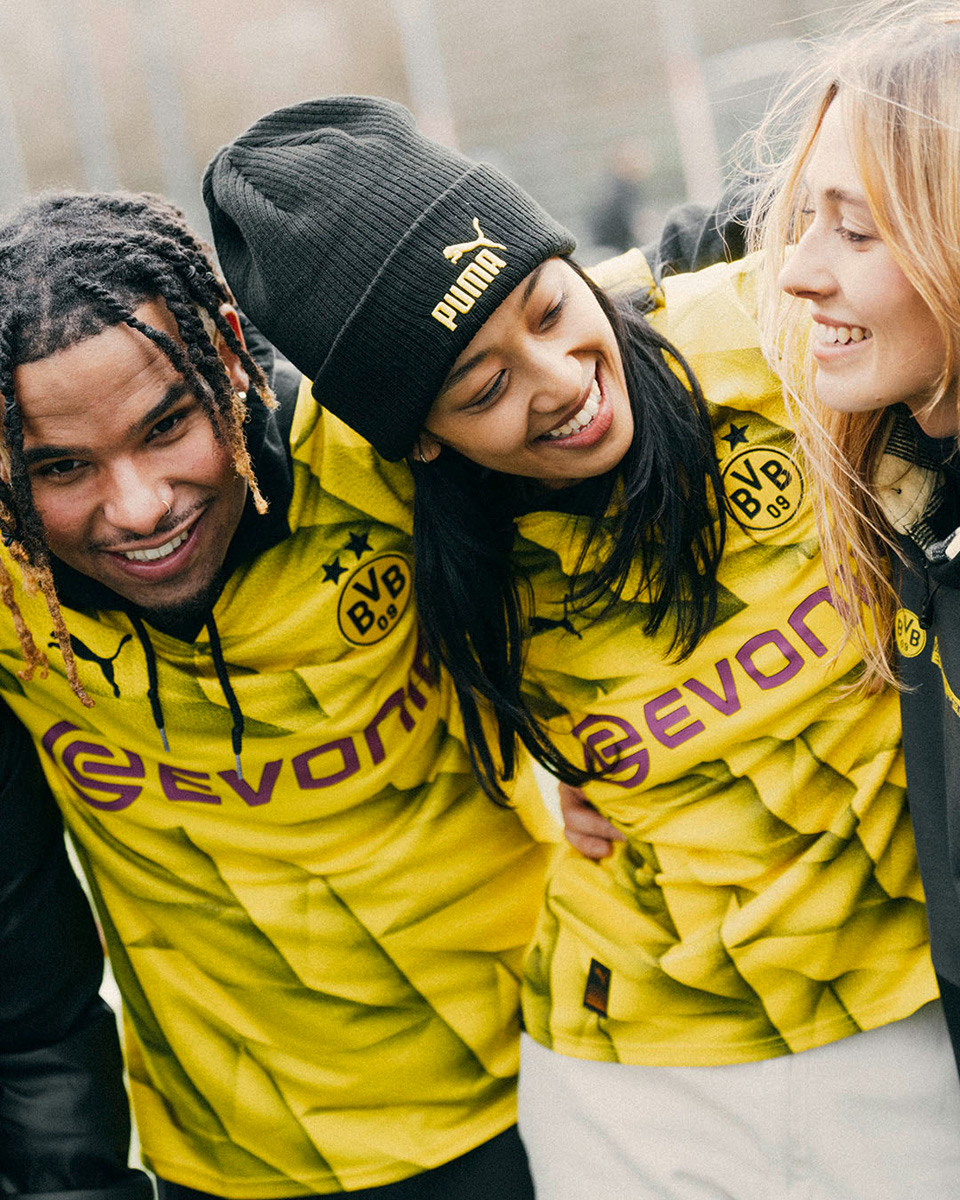 Áo Đấu Giải Cúp Của Borussia Dortmund Cho Mùa Giải 2023-24