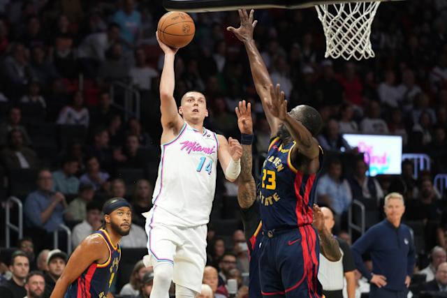 Heat 112-86 Warriors, giành chiến thắng dễ dàng với cách biệt 26 điểm