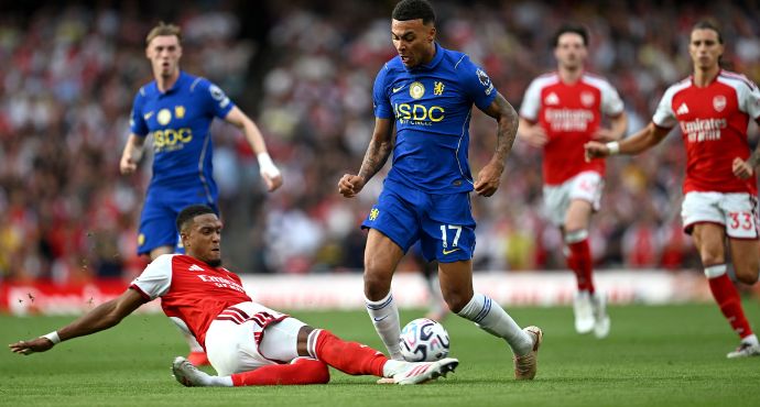 Arsenal Edge Chelsea 2-1 in Thrilling London Derby to Stay Perfect