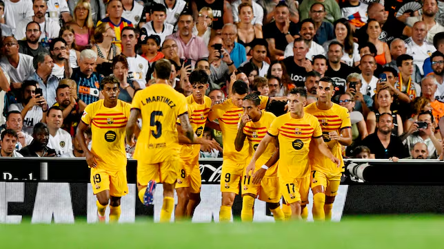 Lewandowski Lauds Barcelona's Young Talent in Valencia Comeback