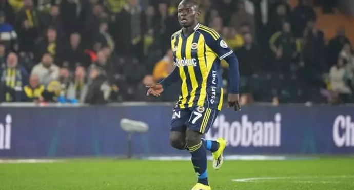 N'Golo Kanté Makes Impressive Fenerbahçe Debut in 3-1 Victory