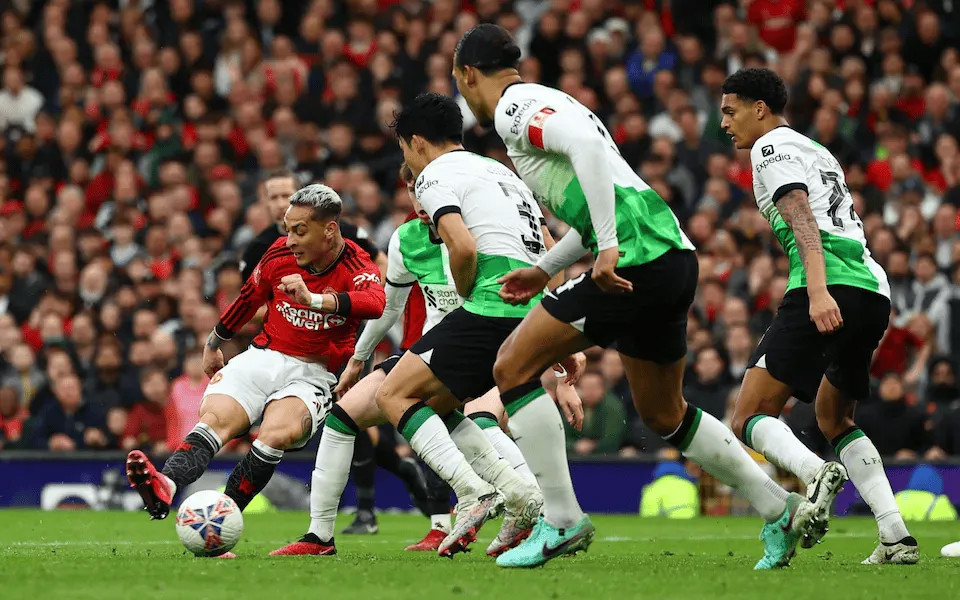 Antony: Tôi bằng lòng hy sinh cho Manchester United; Ten Hag thực sự rất quan tâm tôi