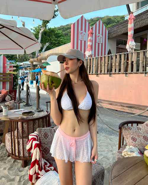 จีน่า ธันย์ชนก น็ตไอดอล นางแบบ และนักแสดงสาวสุดฮอต จัดเต็มความแซ่บ !