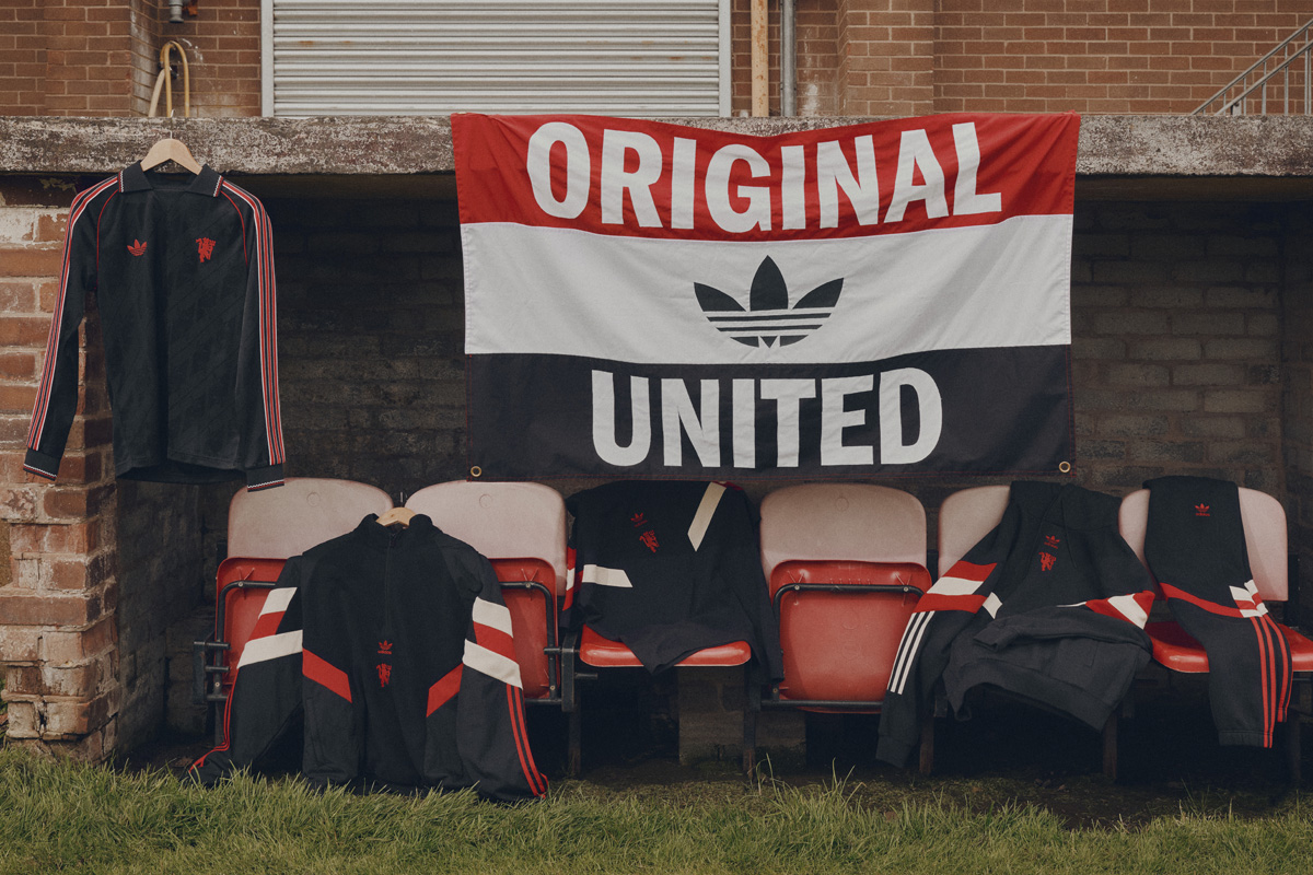 Áo đấu sân khách thứ hai của Man United cho mùa giải 2024-25