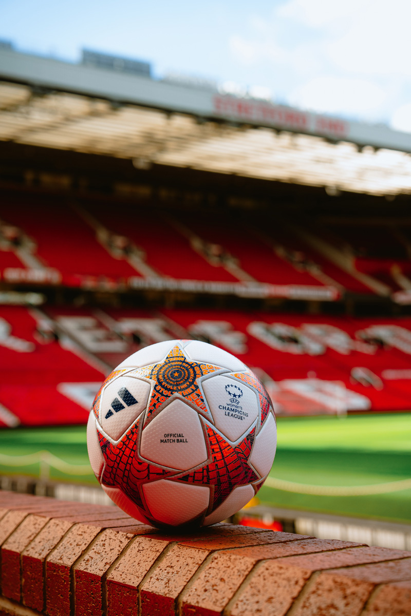 Quả Bóng Thi Đấu Chính Thức Của UEFA Champions League Cho Mùa Giải 2023/24