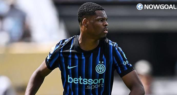 Manchester United Loses Interest in Denzel Dumfries After Release Clause Expires
