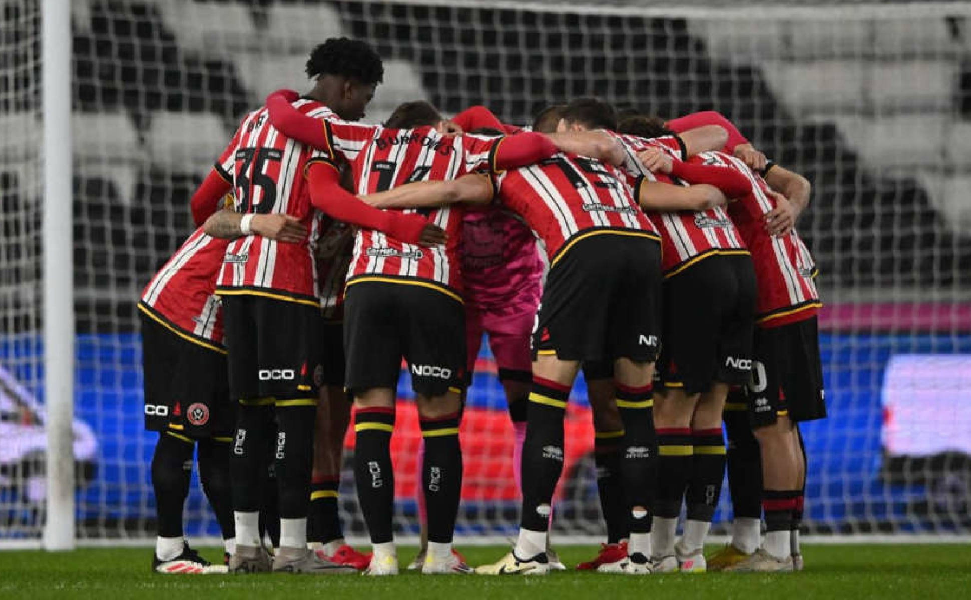 Sheffield United lập kỷ lục về khoảng cách tỷ số trong vòng play-off thăng hạng Championship