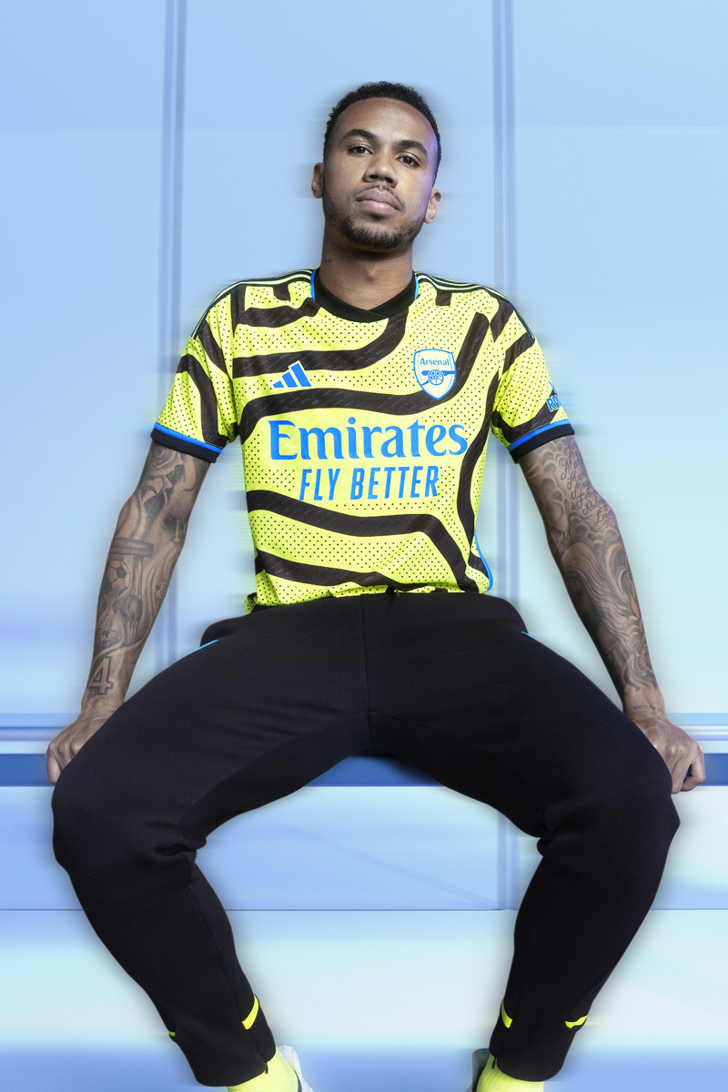 Áo Đấu Sân Khách của Arsenal 2023-24