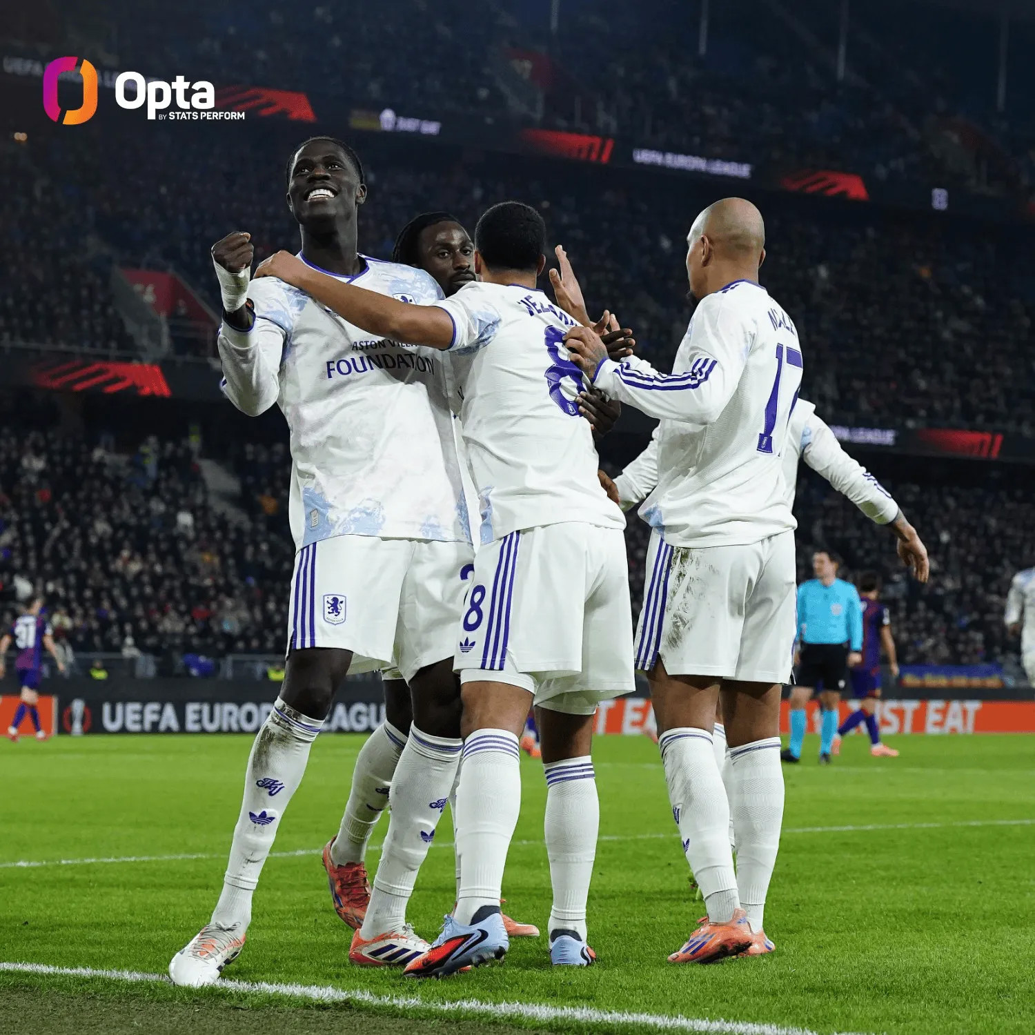 Aston Villa lập kỷ lục chuỗi thắng dài nhất trong lịch sử từ năm 1914