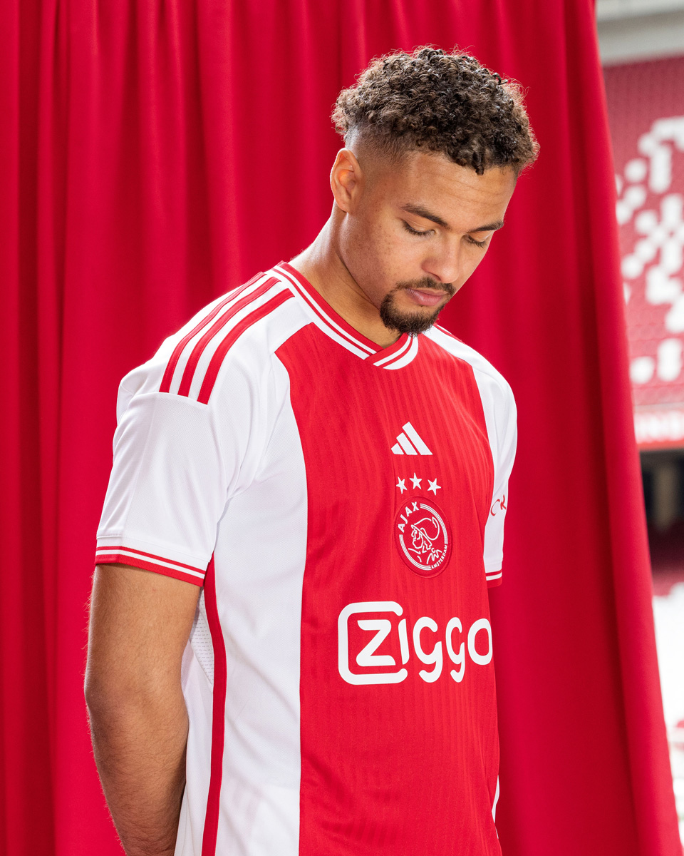 Áo Đấu Sân Nhà Của Ajax 2023-24