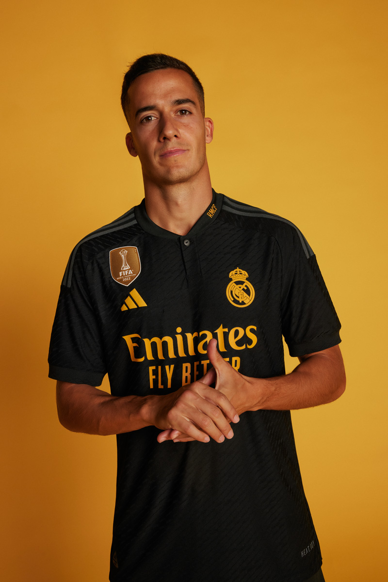 Áo Đấu Sân Khách Thứ Hai Của Real Madrid 2023-24