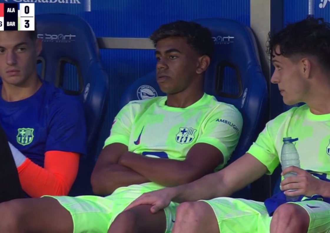 Lamine Yamal Expresses Frustration After Substitution Against Alavés