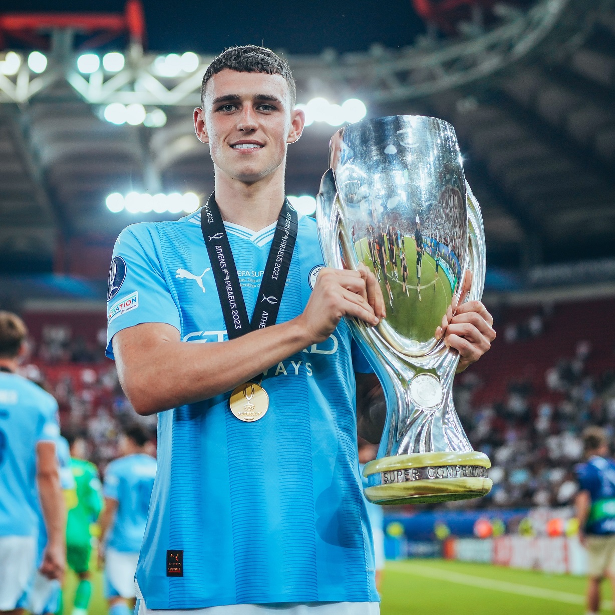 Vương miện thứ 4 của năm! Manchester City đánh bại Sevilla để giành Siêu cúp UEFA đầu tiên