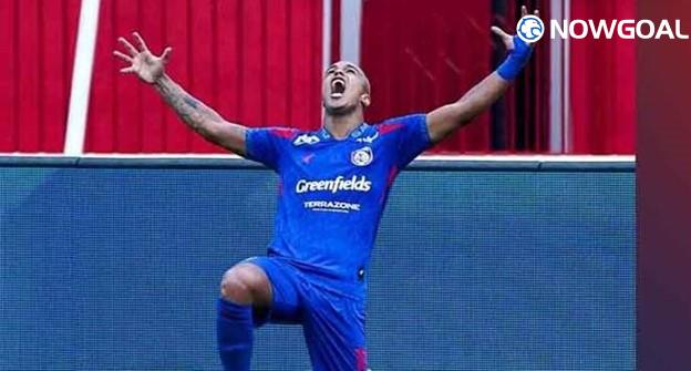 Arema FC Coach Explains Reason Behind Wiliam Marcilio’s Recent Benchings