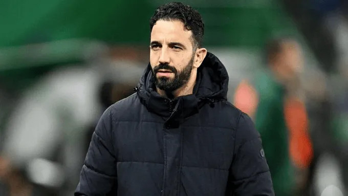 Sporting CP phủ nhận đã nhận 10 triệu phí giải phóng hợp đồng từ Manchester United, ngày 11/10 Amorim mới ra đi
