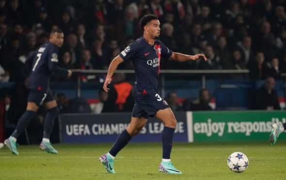 Neves bị treo giò trong trận Siêu cúp châu Âu và có thể được thay thế bởi Emery hoặc Douai ở hàng tiền vệ