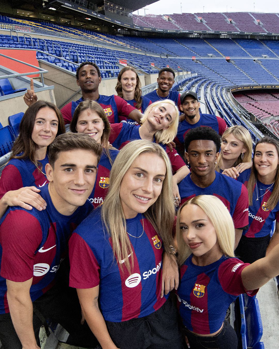 Áo Đấu Sân Nhà Barcelona 2023-24