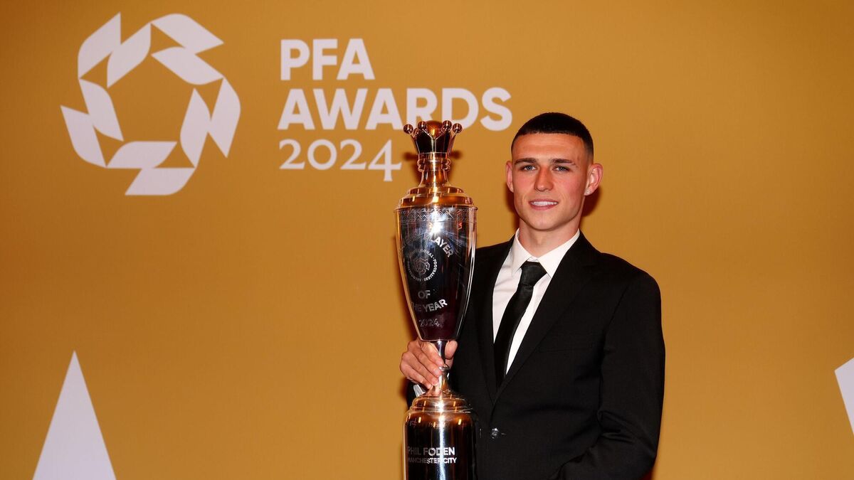 Phil Foden and Cole Palmer Shine at PFA Awards