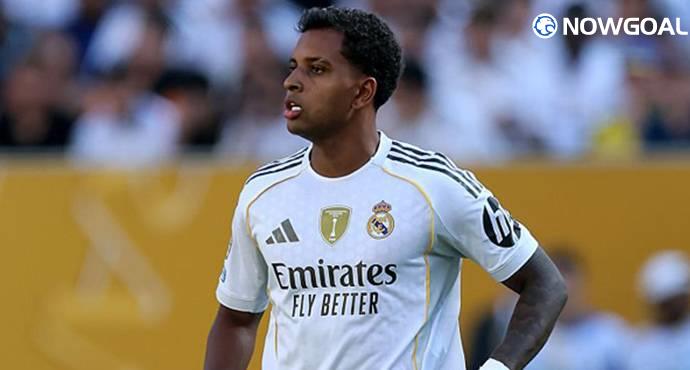 Manchester City Plans to Sell Savinho to Fund Rodrygo Goes Signing