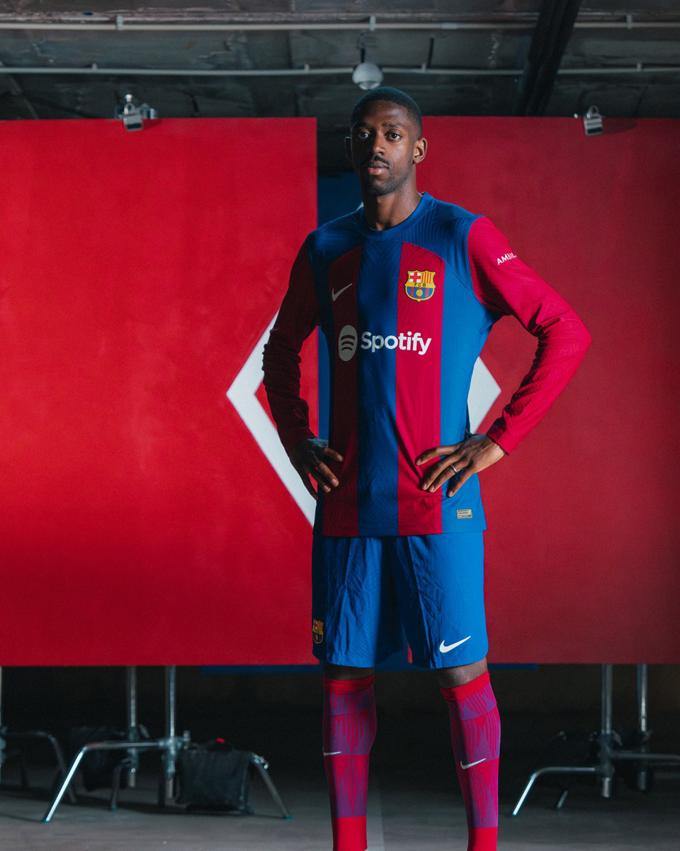 Áo Đấu Sân Nhà Barcelona 2023-24
