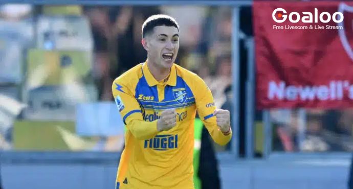 Soulé Takes Flight: Argentine Winger Lands in Rome