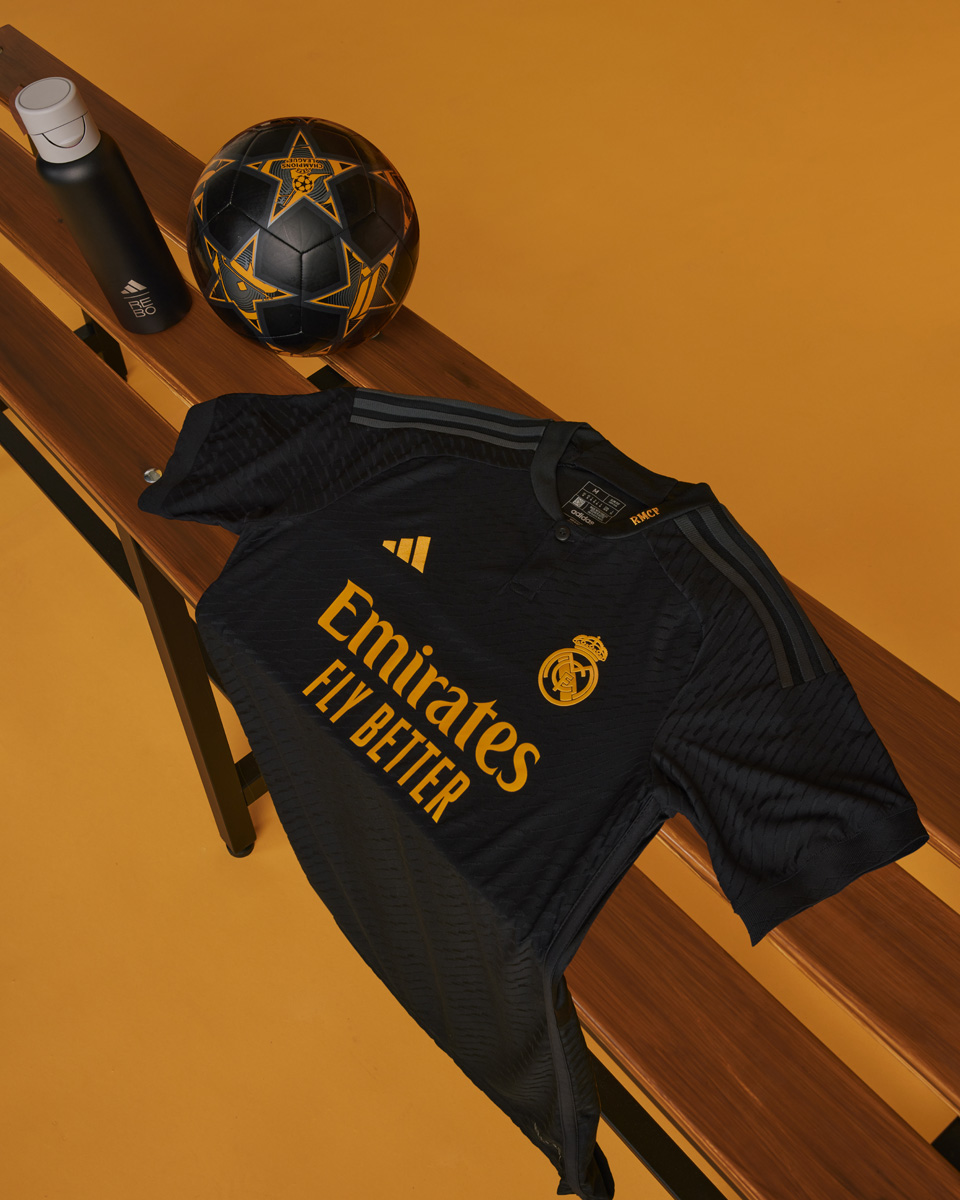 Áo Đấu Sân Khách Thứ Hai Của Real Madrid 2023-24