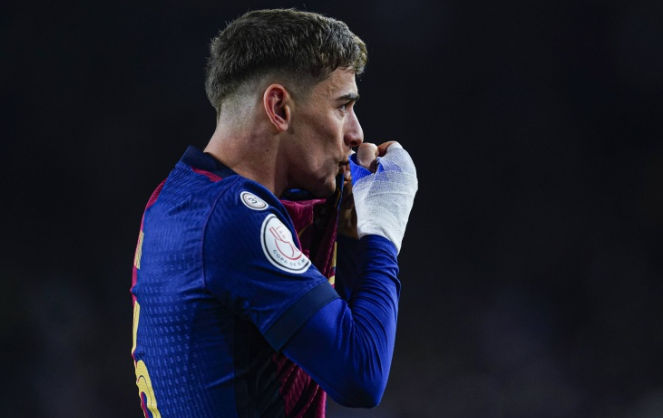 Gavi bị sưng đầu gối và có thể sẽ phải bỏ lỡ một số trận đấu của Barcelona