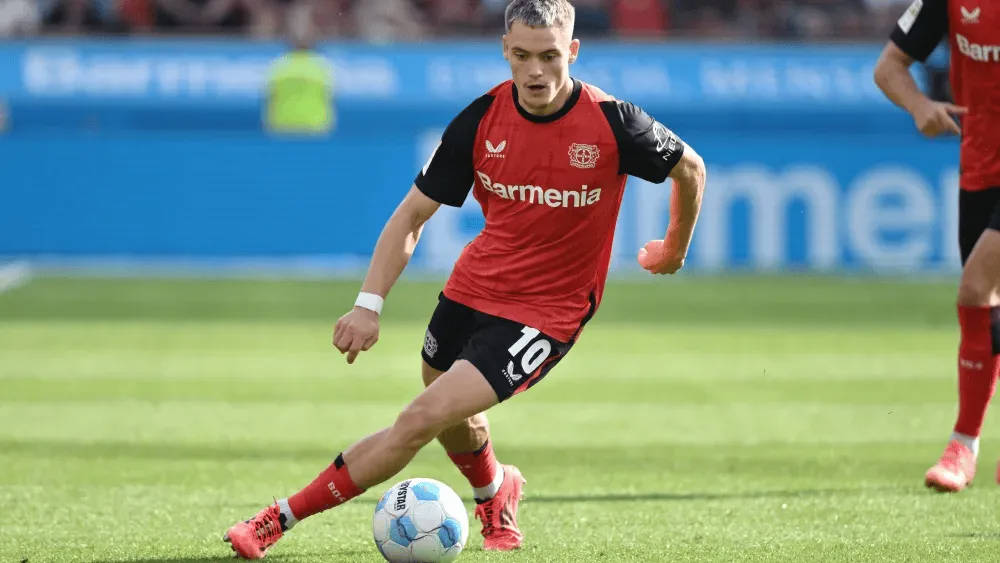 Kicker đưa tin: Bayer Leverkusen hy vọng gia hạn hợp đồng với Florian Wirtz, nhằm tránh rơi vào thế bị động khi phải bán anh vào năm 2026