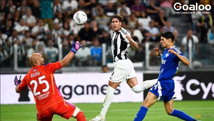 Juventus beat Como 3-0 on Motta's debut