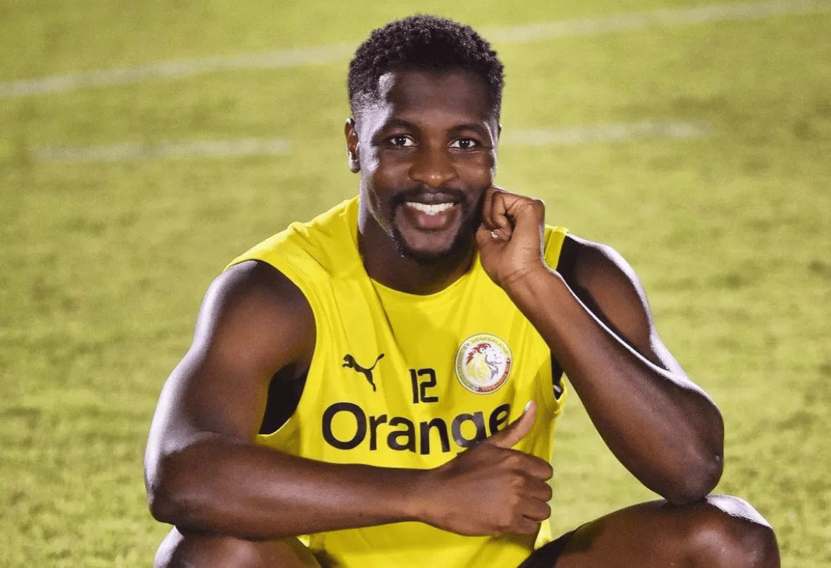 Romano: Việc hậu vệ Ballo-Touré của Milan gia nhập Saint-Etienne đã thất bại do có sự bất đồng về lương