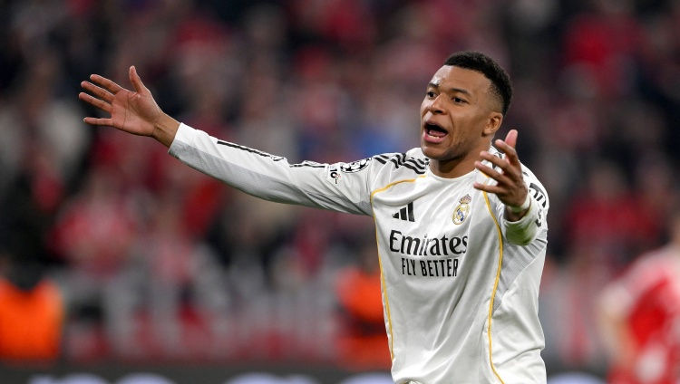 Marca: Kylian Mbappé xa cách Real Madrid, Vinicius nhận được sự ủng hộ từ phòng thay đồ