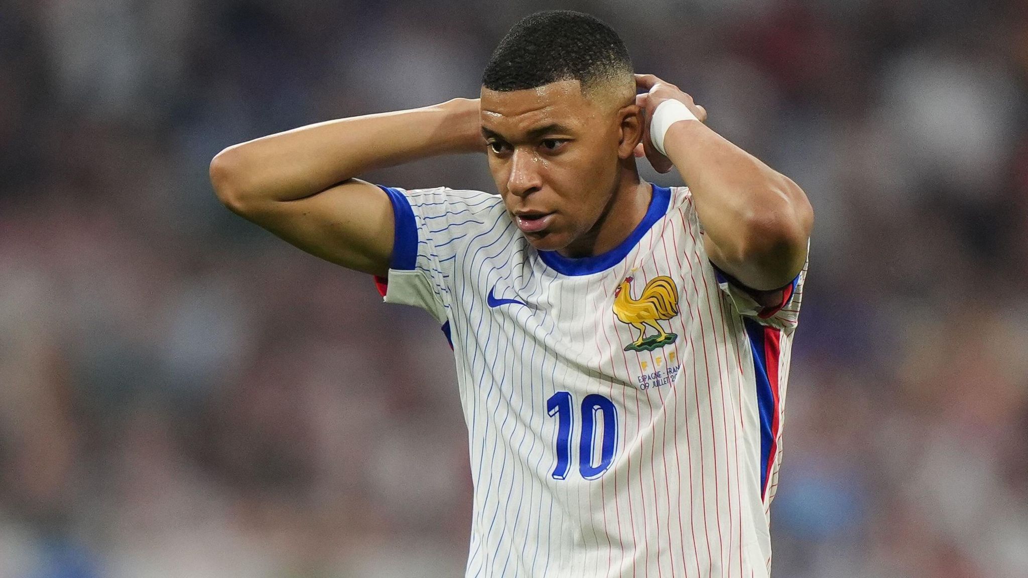 Người hâm mộ tuyển Pháp đề nghị UEFA khôi phục trận tranh hạng ba EURO