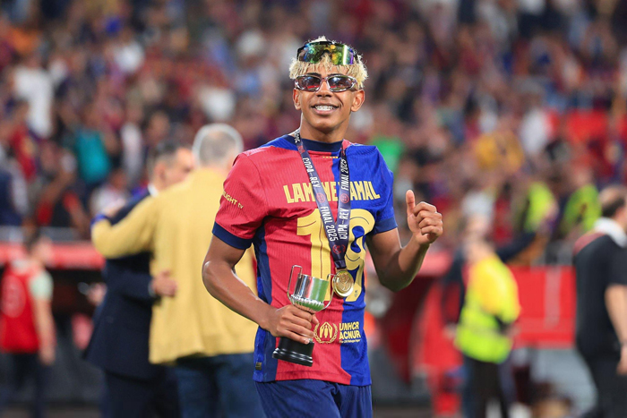 트랜스퍼마크트, 2025 발롱도르 최우수 후보 점검: 뎀벨레·야말 선두, 살라 포함