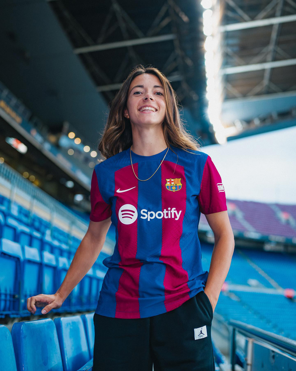 Áo Đấu Sân Nhà Barcelona 2023-24