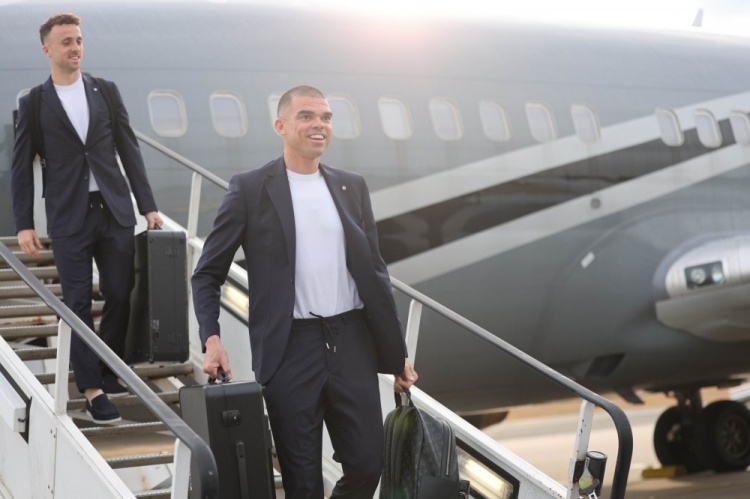 ทีมชาติโปรตุเกสเดินทางถึงเยอรมนีแล้ว เกมแรกจะพบกับทีมชาติเช็ก