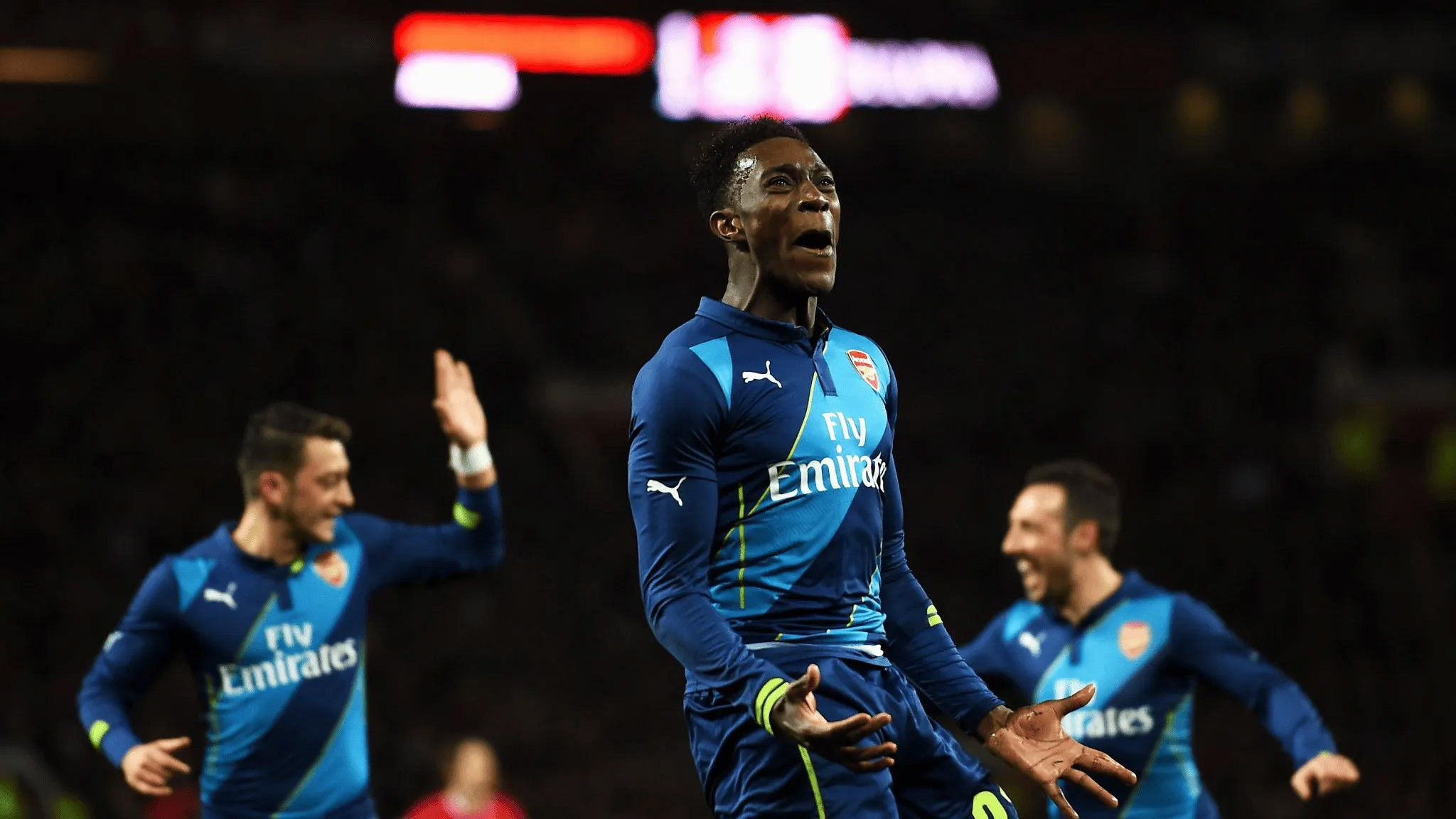Nhìn lại Pháo thủ và Quỷ đỏ đối đầu ở FA Cup trong 20 năm qua: Lehmann cản phá quả phạt đền quyết định, Ferguson bố trí sơ đồ bảy hậu vệ