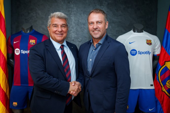 Ba trận thắng liên tiếp đầu mùa, đội bóng Barcelona này xứng đáng được khen ngợi