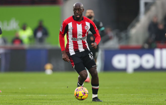 Newcastle United có thể thua cuộc đua giành Cesco, với Visa và Jackson nằm trong số những lựa chọn