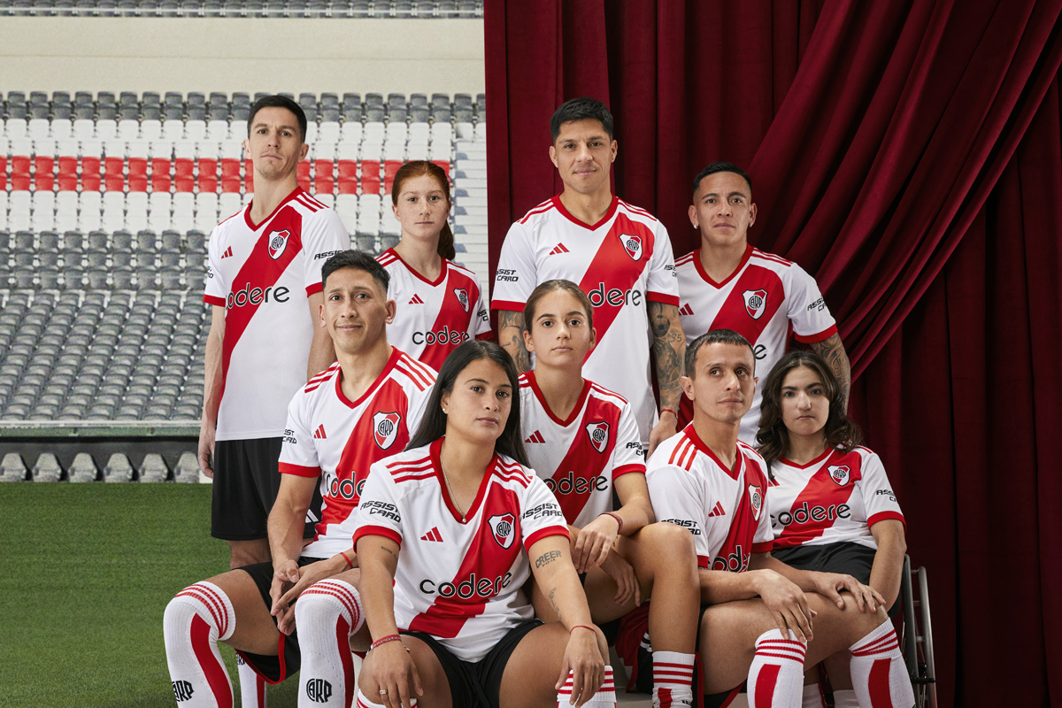 Áo Đấu Sân Nhà Của River Plate 2023-24