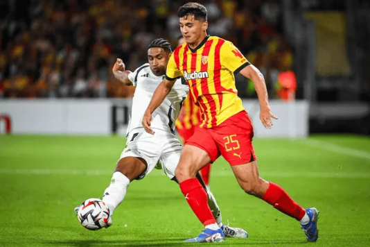 Manchester City trả 50 triệu euro cho Husanov