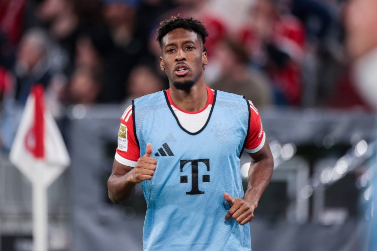 Bild: Bayern Munich hy vọng có thể bán Gnabry và Coman, vấn đề là liệu 2 người muốn rời khỏi đội hay không