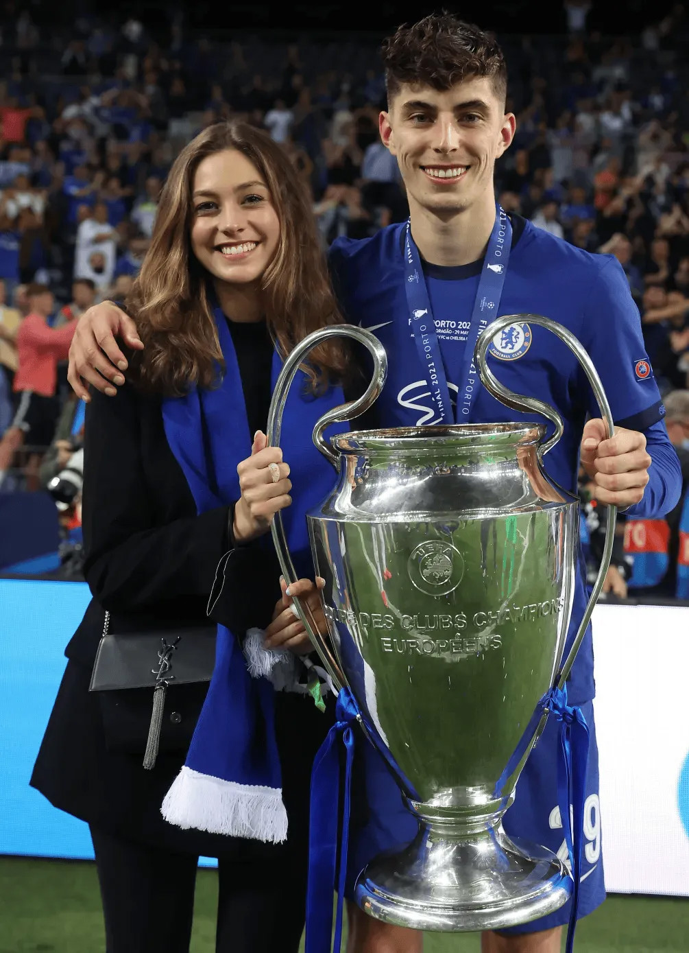 Havertz và vợ công bố sắp chào đón đứa con đầu lòng